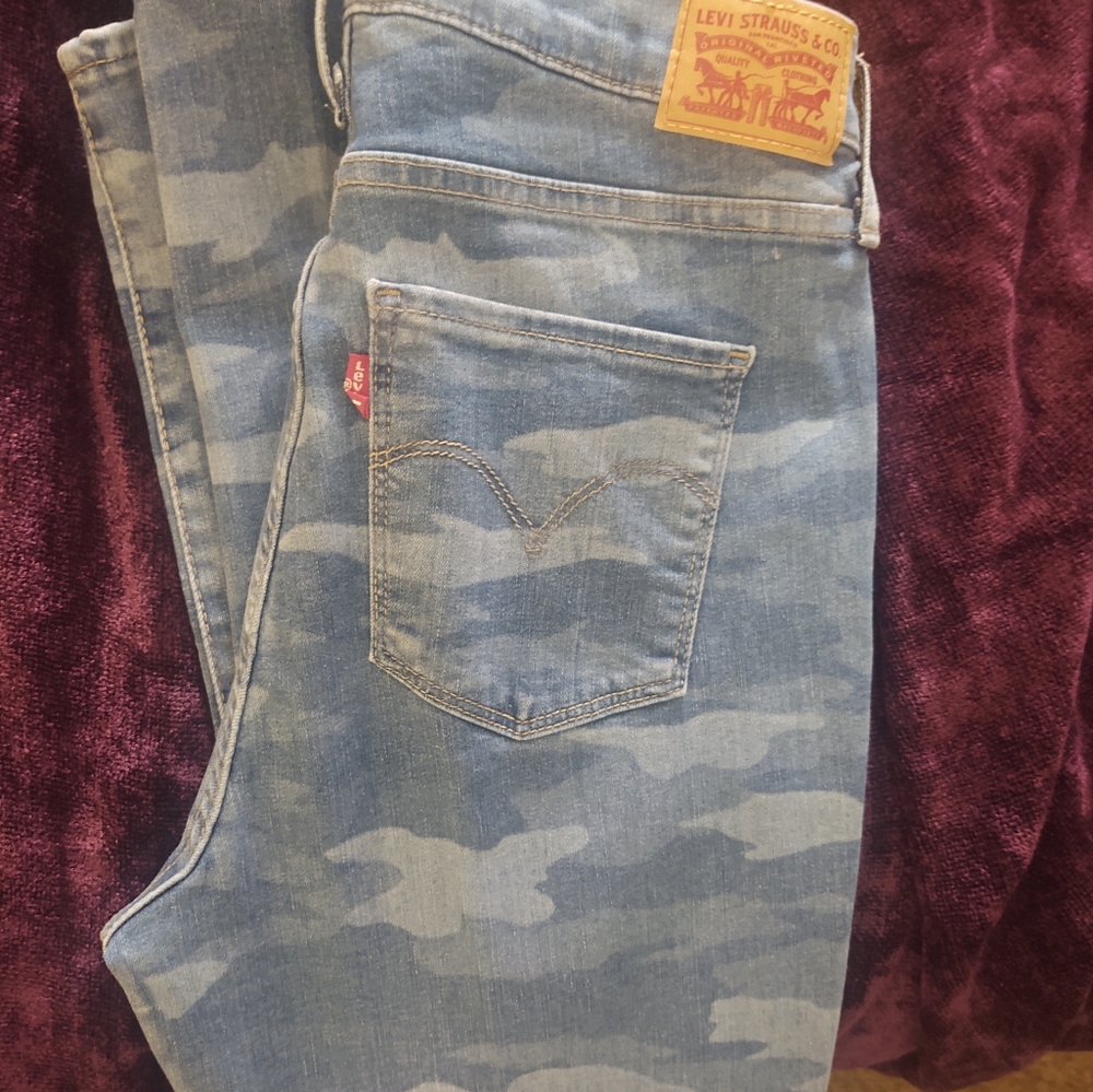 Levi's women's Jeans